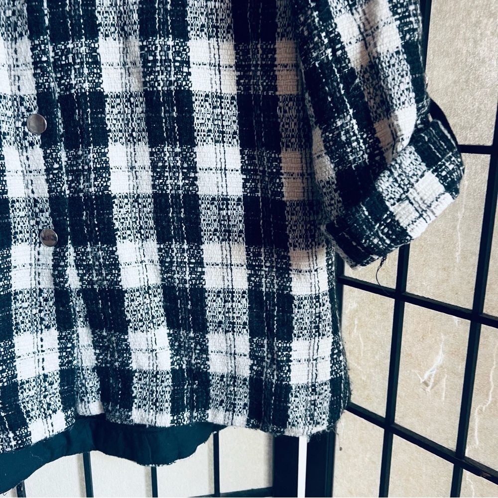 Zara Basic Black White Tweed Shacket Button Up Sz… - image 2